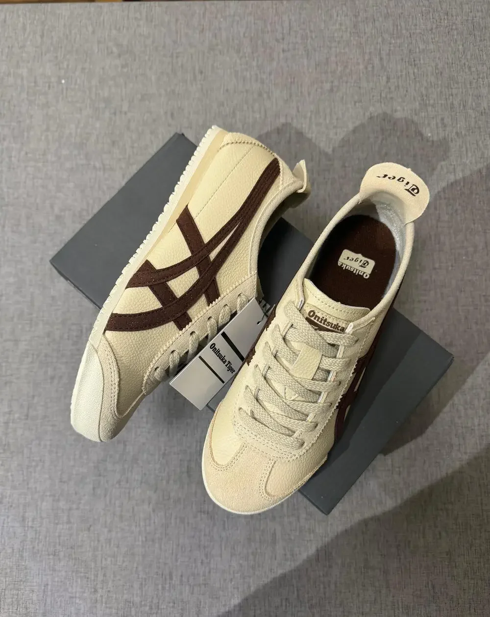 Onitsuka Tiger Mexico 66 Women's Casual Sneakers - Picture 2 of 3